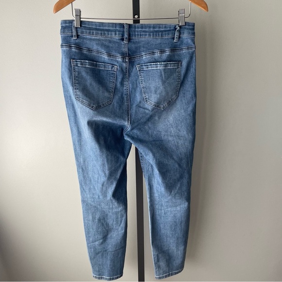 Frank Lyman Rhinestone Heart Embellished Jewelled Denim Jeans Size Medium - Picture 3 of 8